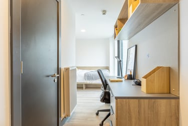 Premium En Suite - Image 2